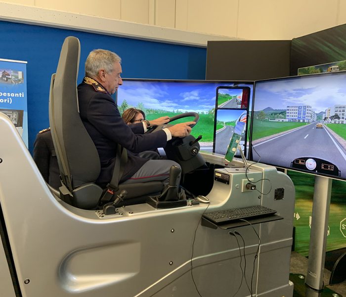 SIDA DRIVE - simulatore di guida - IMG 3088 002 rc9mb9csh07mhkv4h45tsuzi11msklkqnldcfc9yeo IMG_3088 (002)